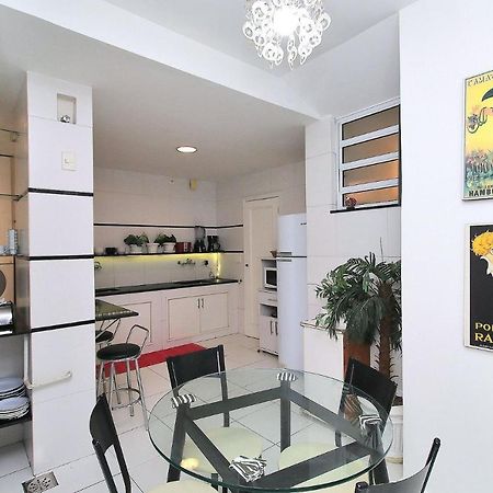 Estiloso 3 Quartos Para 6 Pessoas Em Copacabana Rio de Janeiro Esterno foto